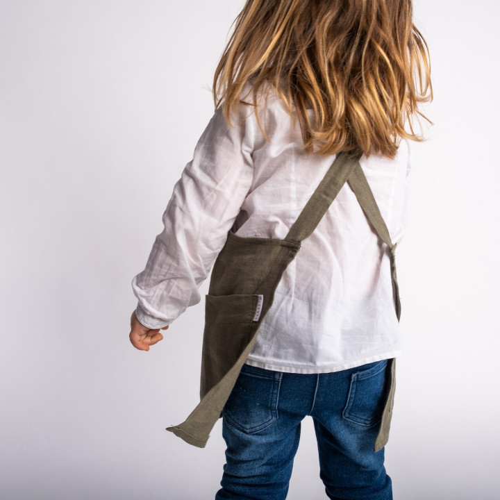 Children's apron with braces - 100% linen