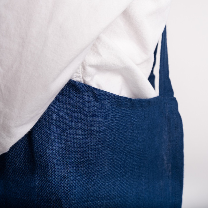 Lotta children's apron (indigo) - with braces