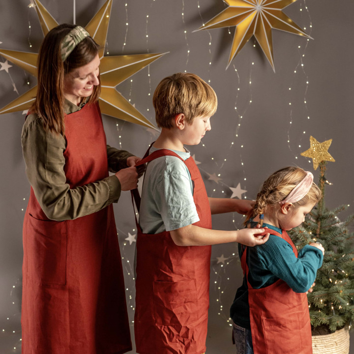 Madika Christmas apron | 100% linen