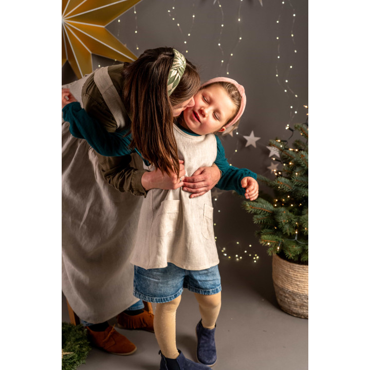 Kerstin children's linen apron - tied
