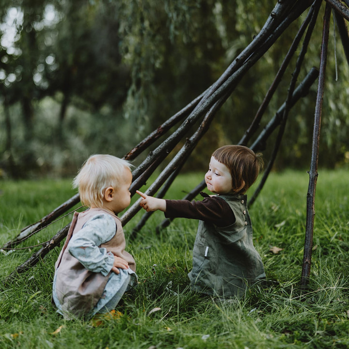Kerstin children's apron (olive)