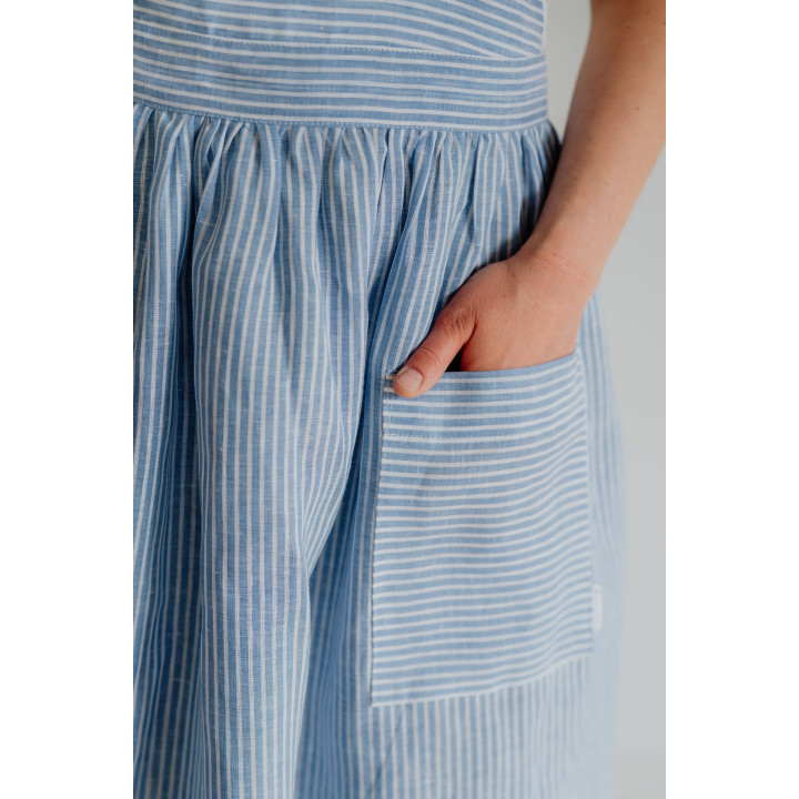 Lniany fartuch francuski niebieskie paski