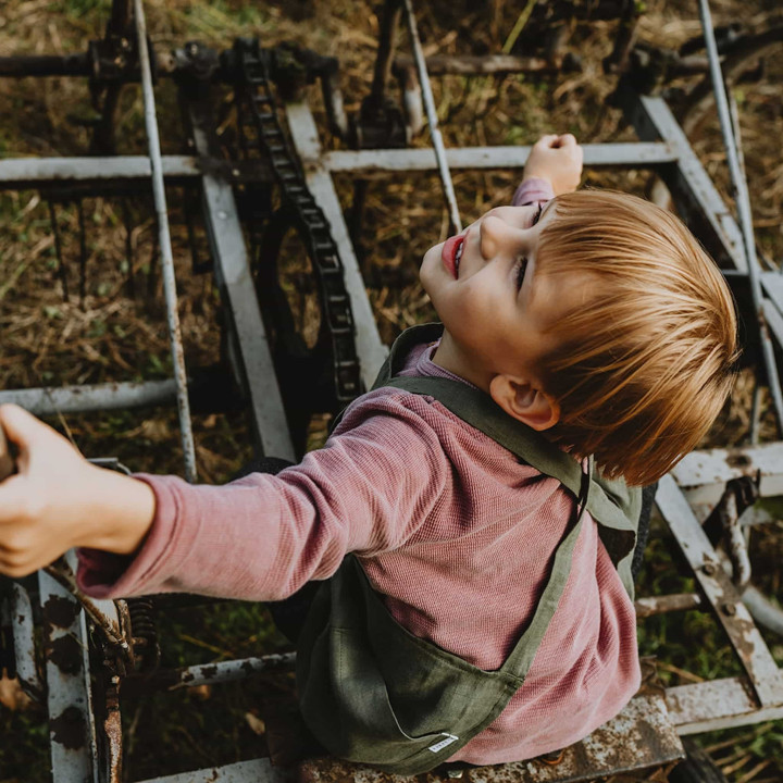 Children's apron with braces - 100% linen