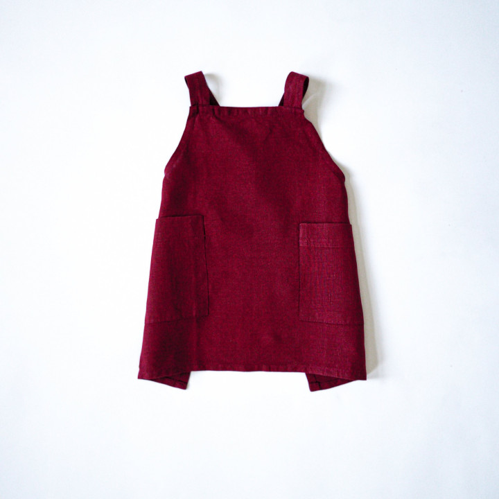 Lotta children's apron (cherry)-with braces