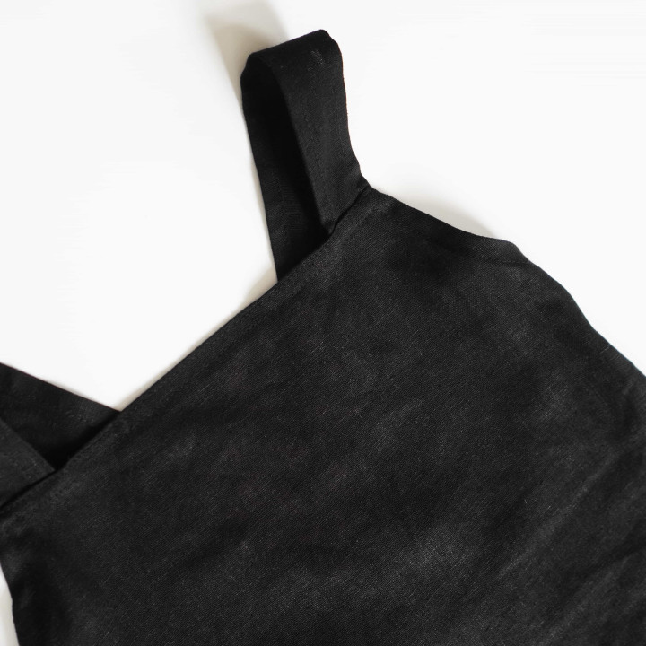 Lotta children's apron (black) - with braces