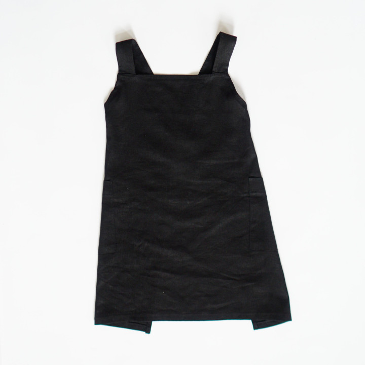 Lotta children's apron (black) - with braces