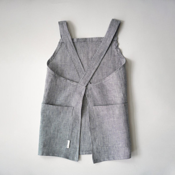 Lotta children's apron (navy blue stripes) - with braces