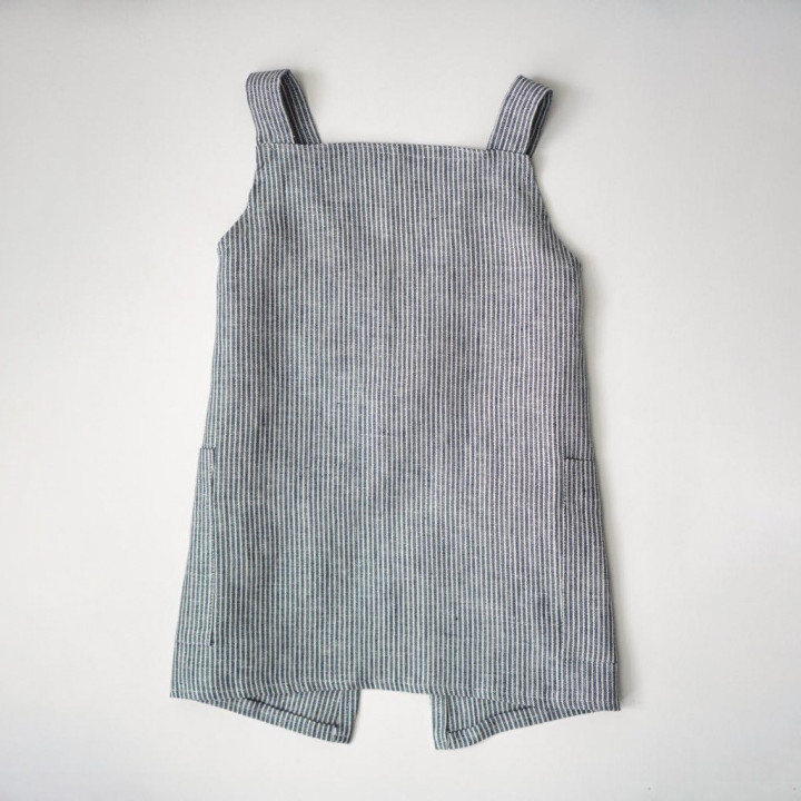 Lotta children's apron (navy blue stripes) - with braces