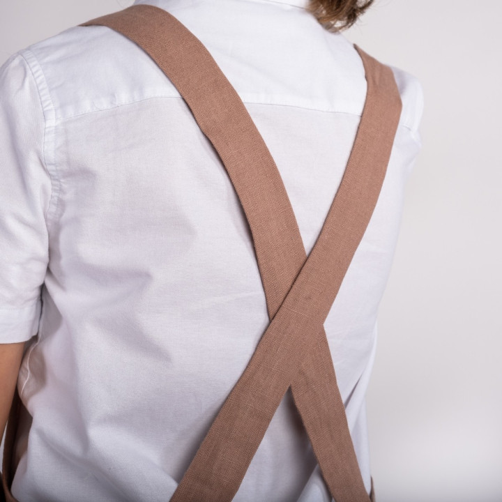 Lotta children's apron (walnut) - with braces