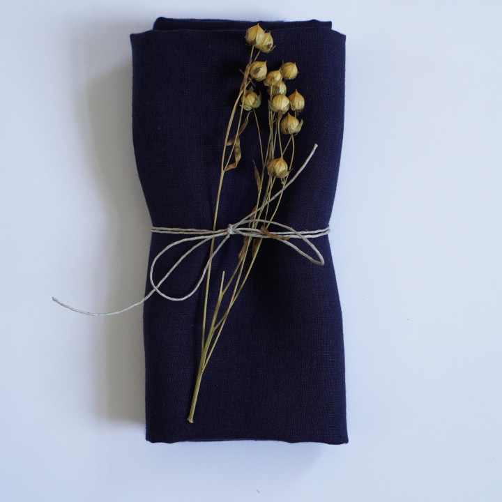 Linen cloth (ink)