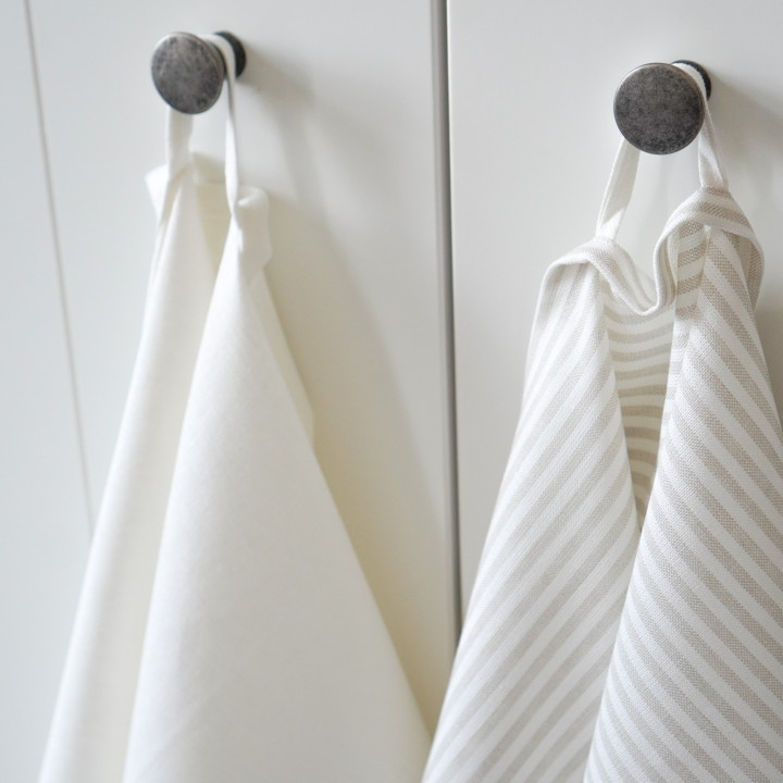 Linen cloth (natural stripes)