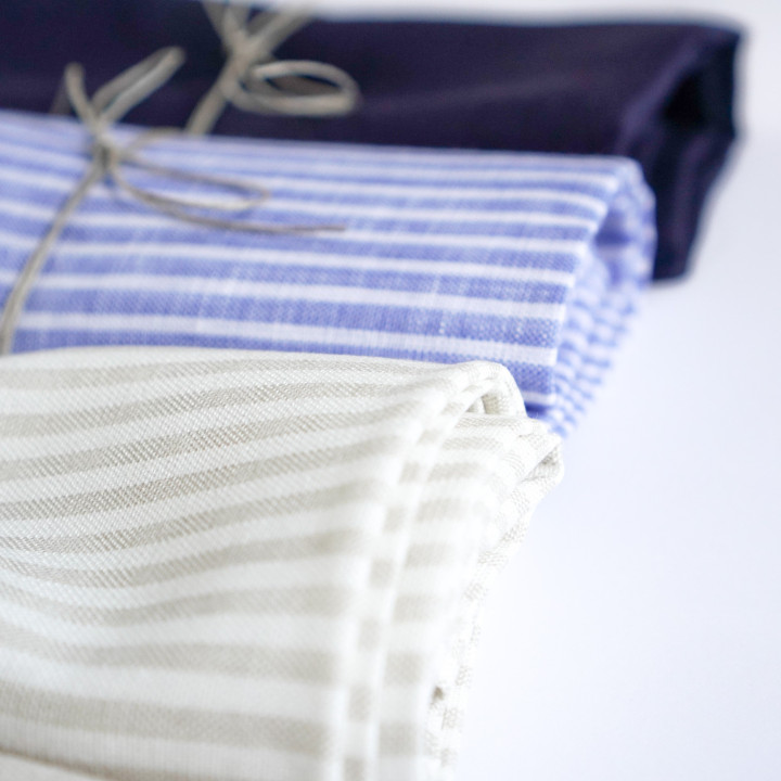 Linen cloth (natural stripes)