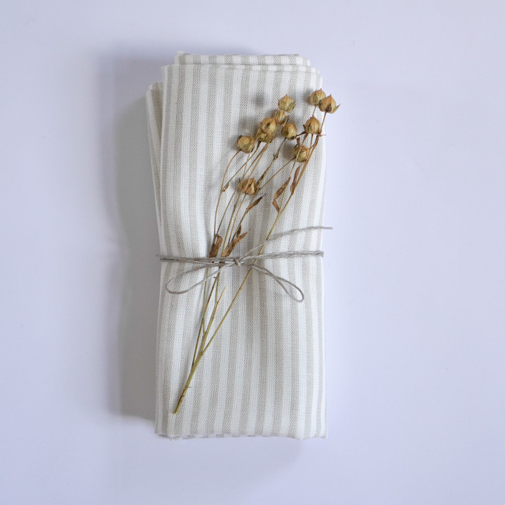 Linen cloth (natural stripes)