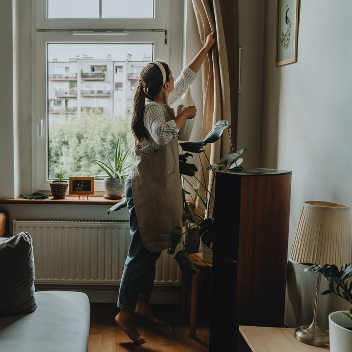 Apron ronja natural for kitchen-by Lennea