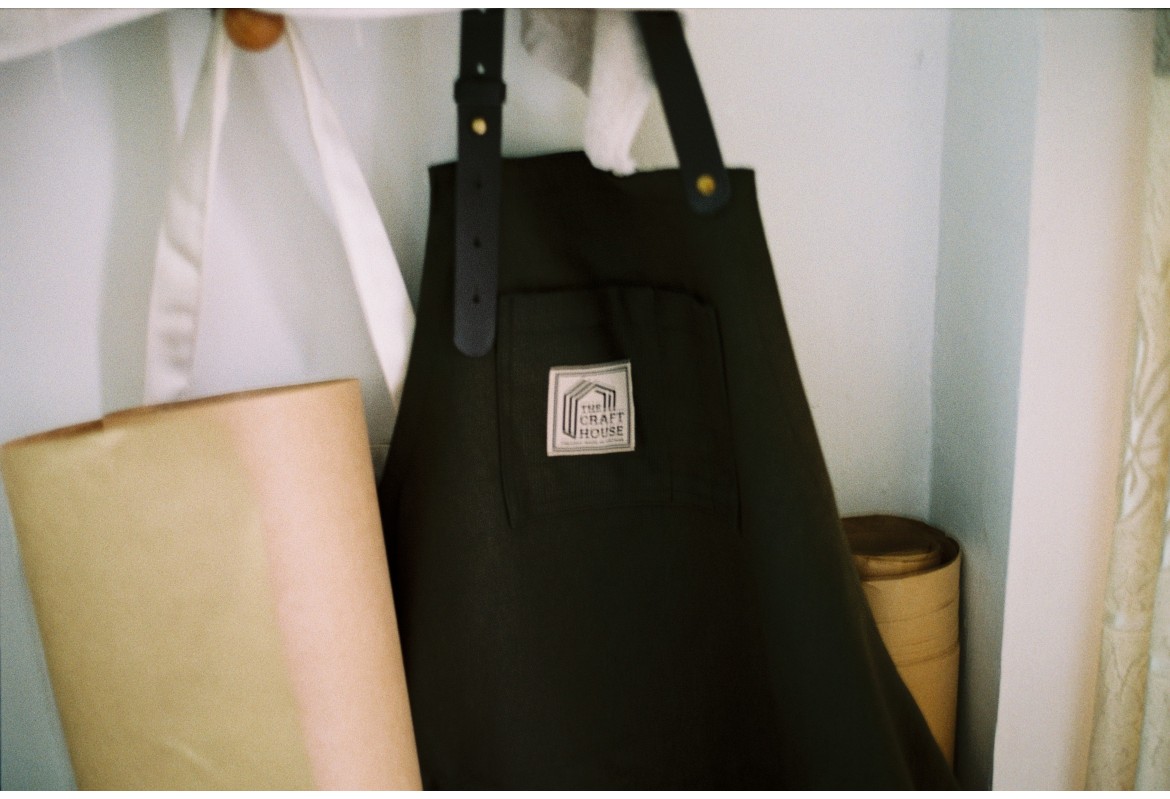 Why a Linen Apron is a Great Choice: Features and Benefits